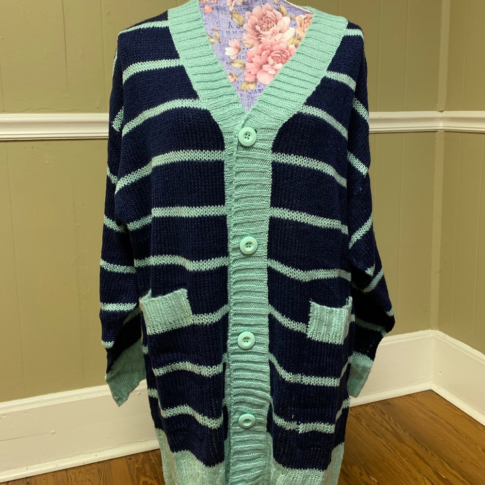 Lularoe Lucille comfy sweater